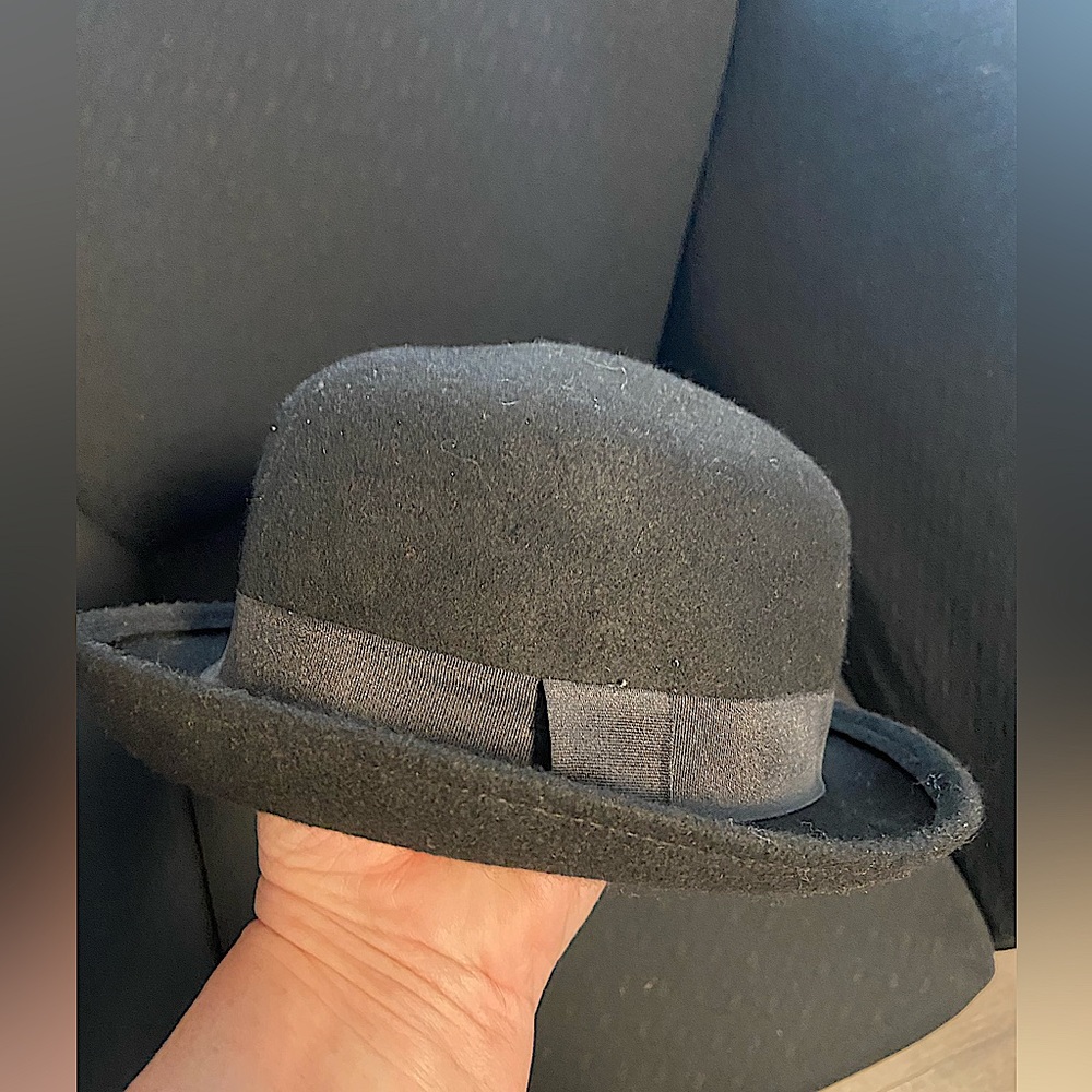 Simple Black Hat